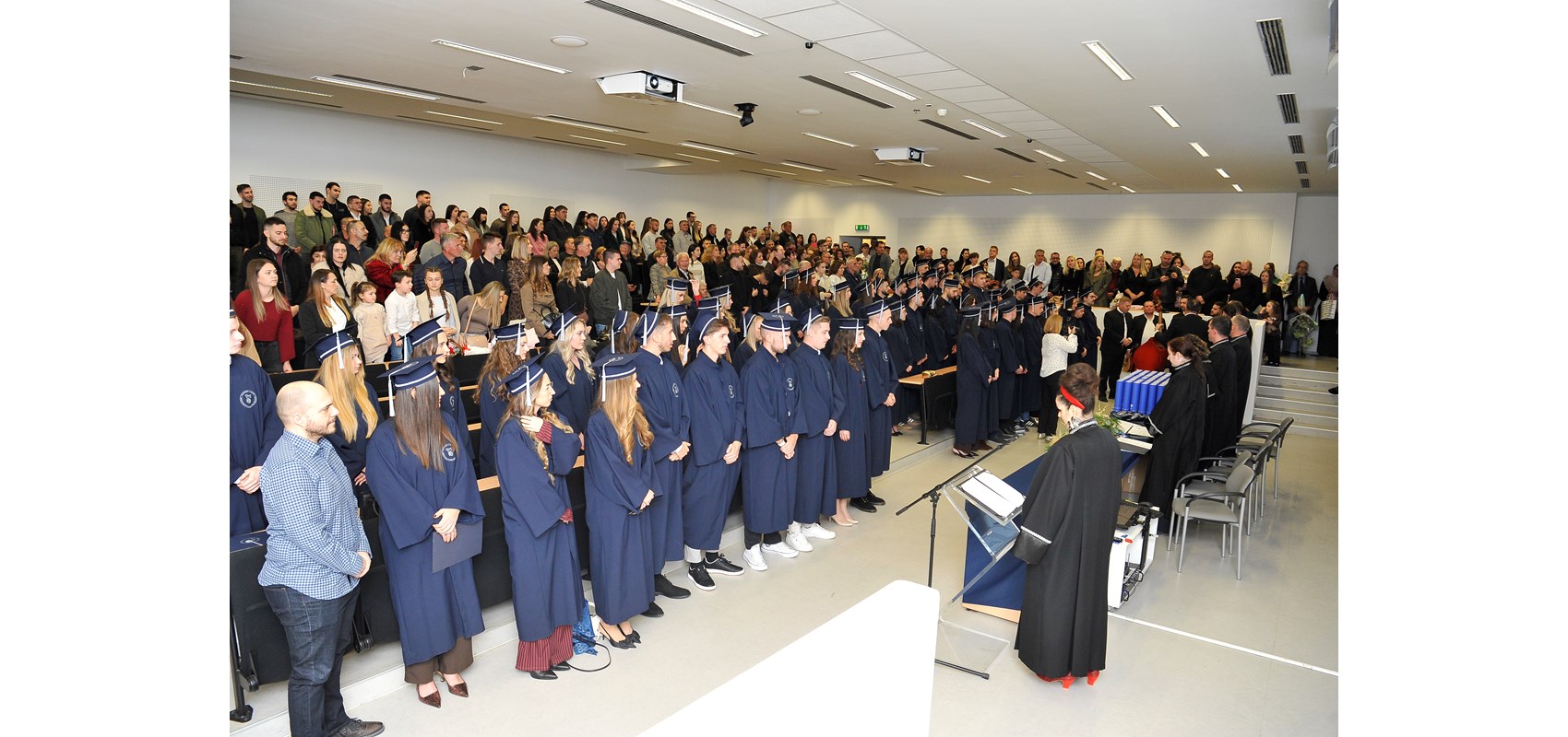 Promocija sveučilišnih prvostupnika i sveučilišnih magistara struke  na Prirodoslovno-matematičkom fakultetu u Splitu